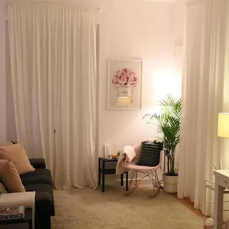 Apartment Center Lovely